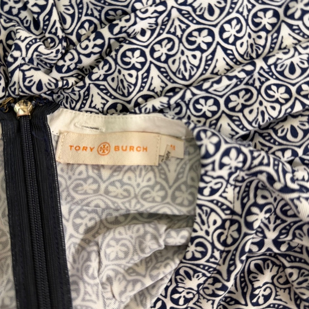 Tory Burch Top Womens M Slinky Knit Navy Damask Medallion Rayon Zip Back Blouse - Picture 4 of 11